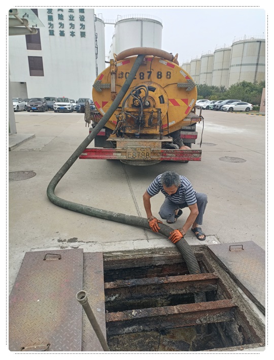 维西隔油池清掏